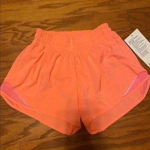 Lululemon Hotty Hot Shorts 2 Tall